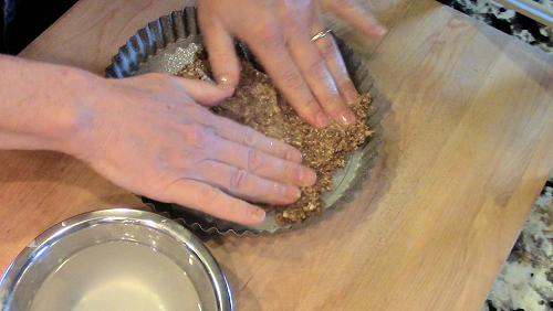 Almond Oat Pie Crust {image: Almond Oat Pie Crust}