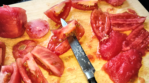 {image: tomato sashimi - remove seeds}